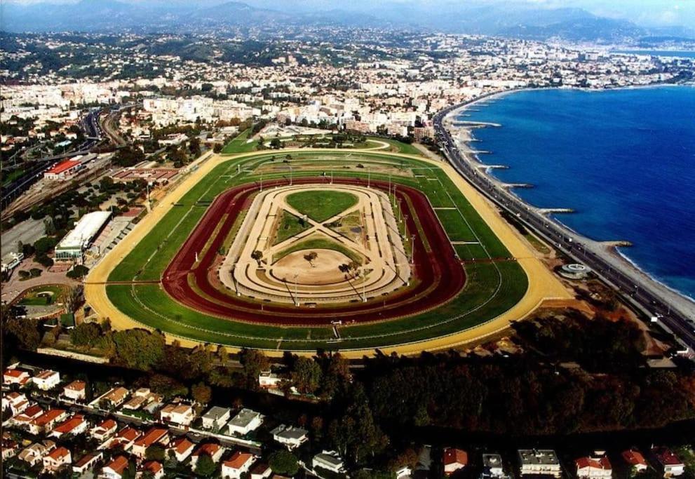 La Petite Luciole Entre Mer Et Montagne. Cagnes-sur-Mer Exterior foto
